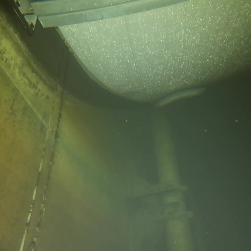 Sprinklertank-Inspektion: Stahltank, 15 Jahre – Inspektion Wand Korrosion Kalkablagerungen Sprinklersystem